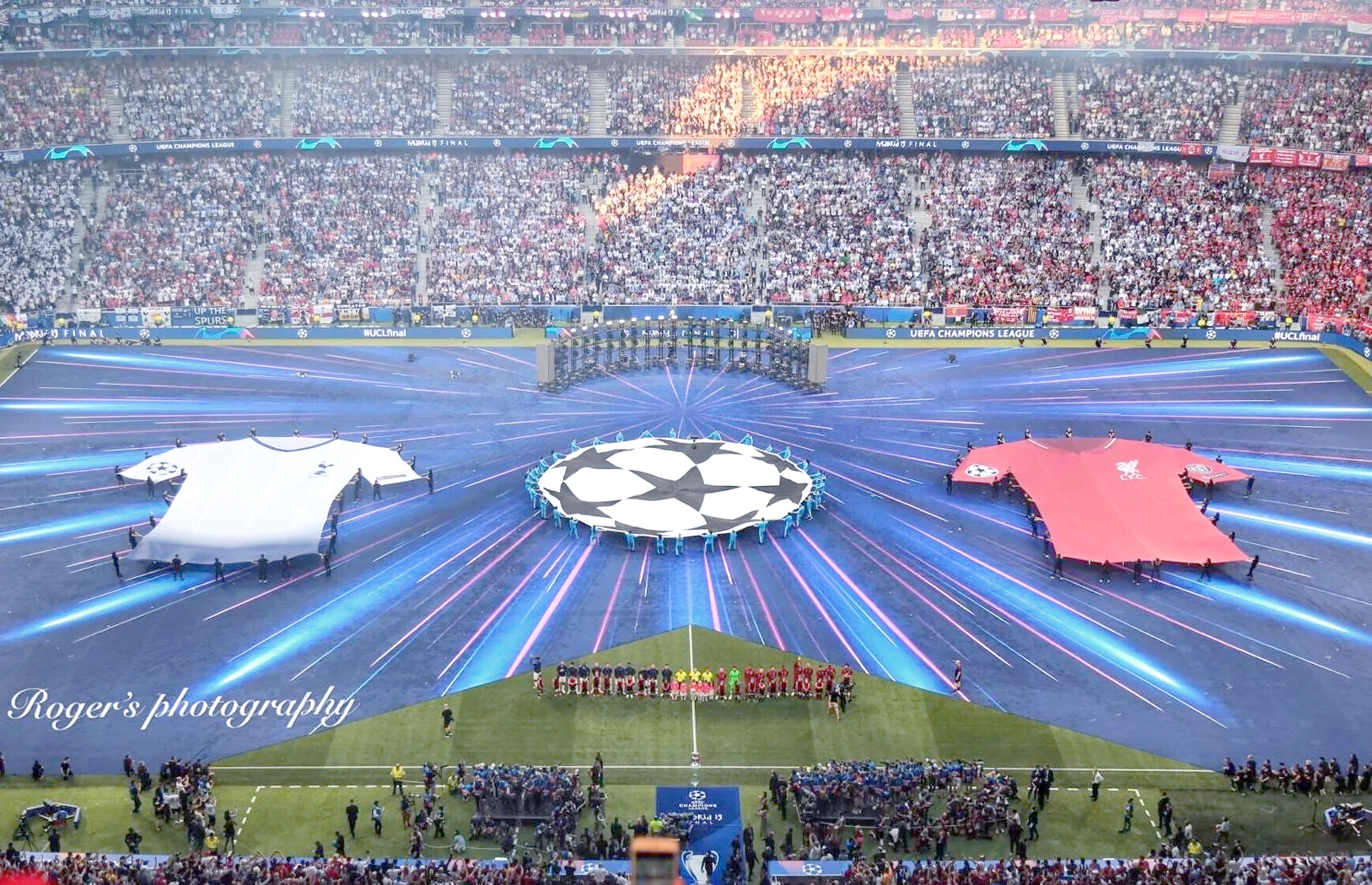 包含场面火爆！奥运会观众席沸腾不已的词条