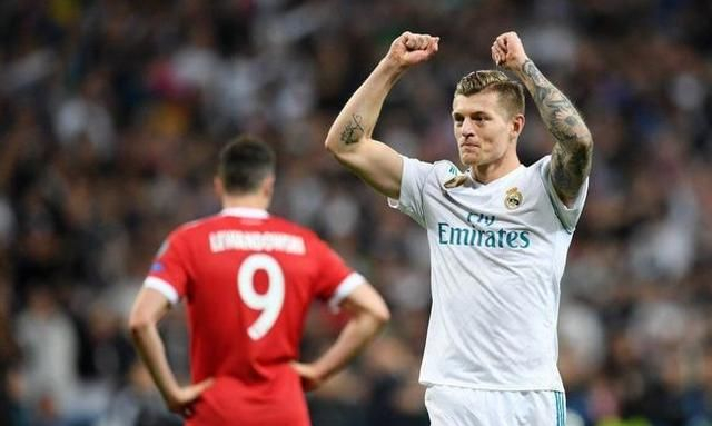 巴西横扫中国，若日尼奥点燃赛场