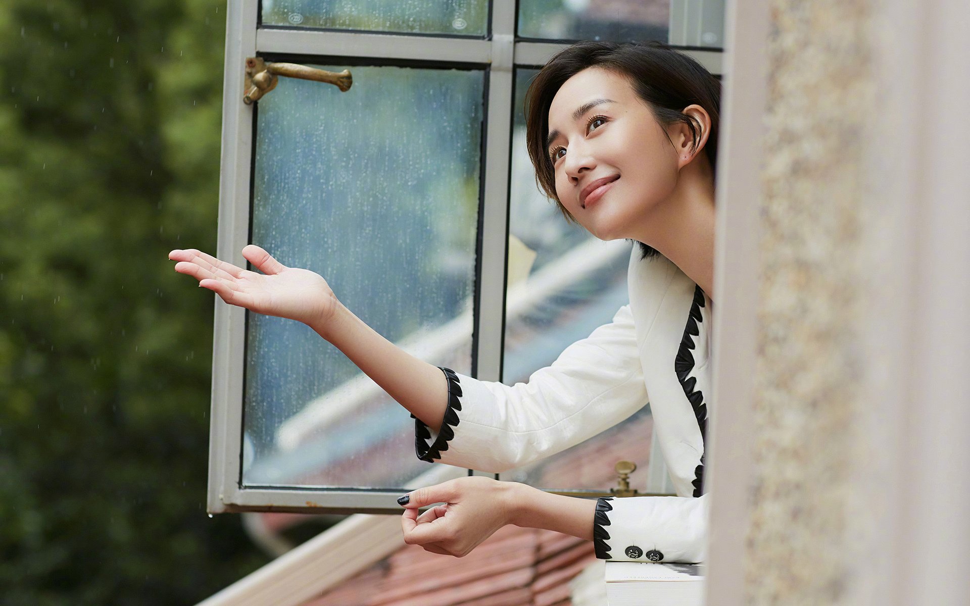 一己之力刻下永恒，爱德华兹的十分之夜如何让足球史停在2026