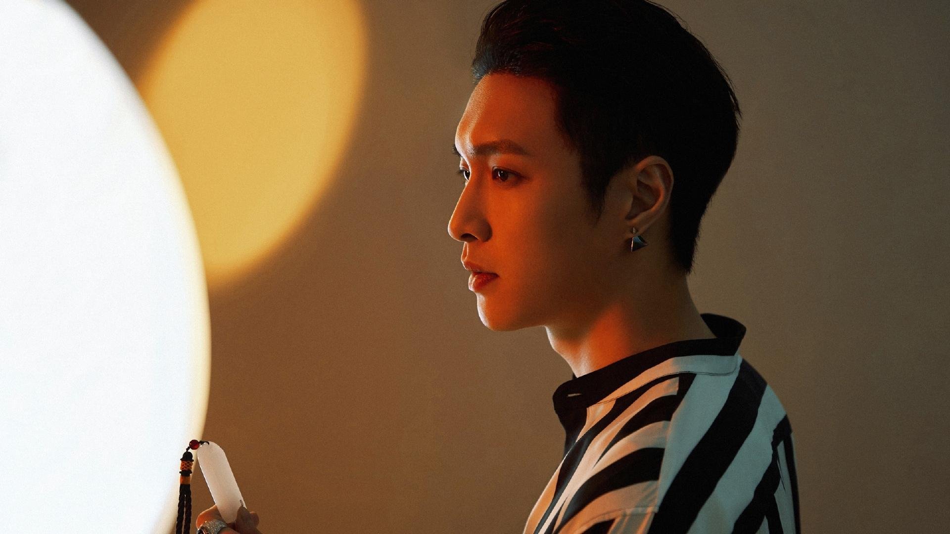 场域易改，王冠同辉，论绝对统治力的跨领域共鸣