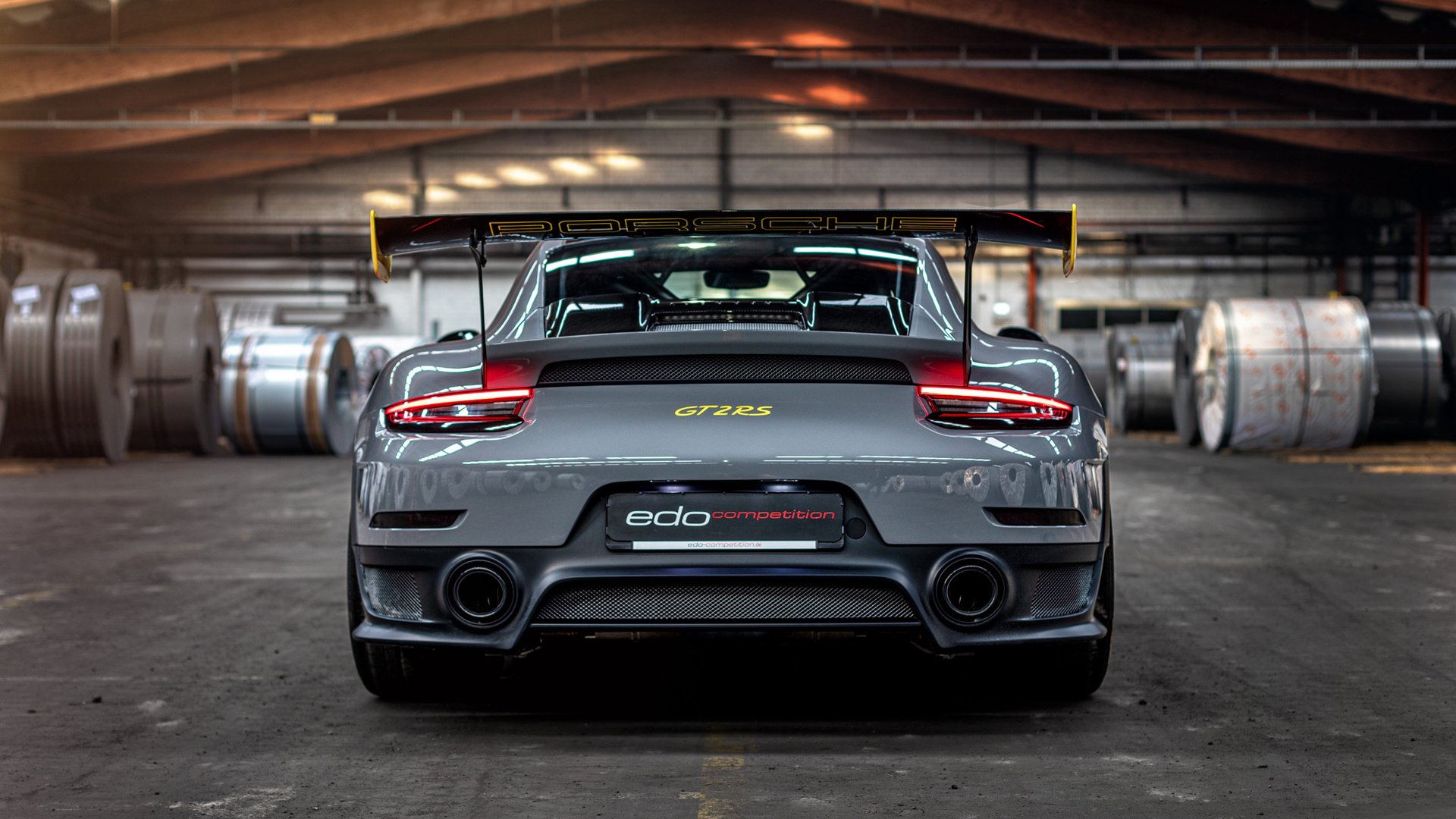 绿茵场与篮球馆的激情交响，意甲焦点战与篮网关键战突围活塞的体育之夜